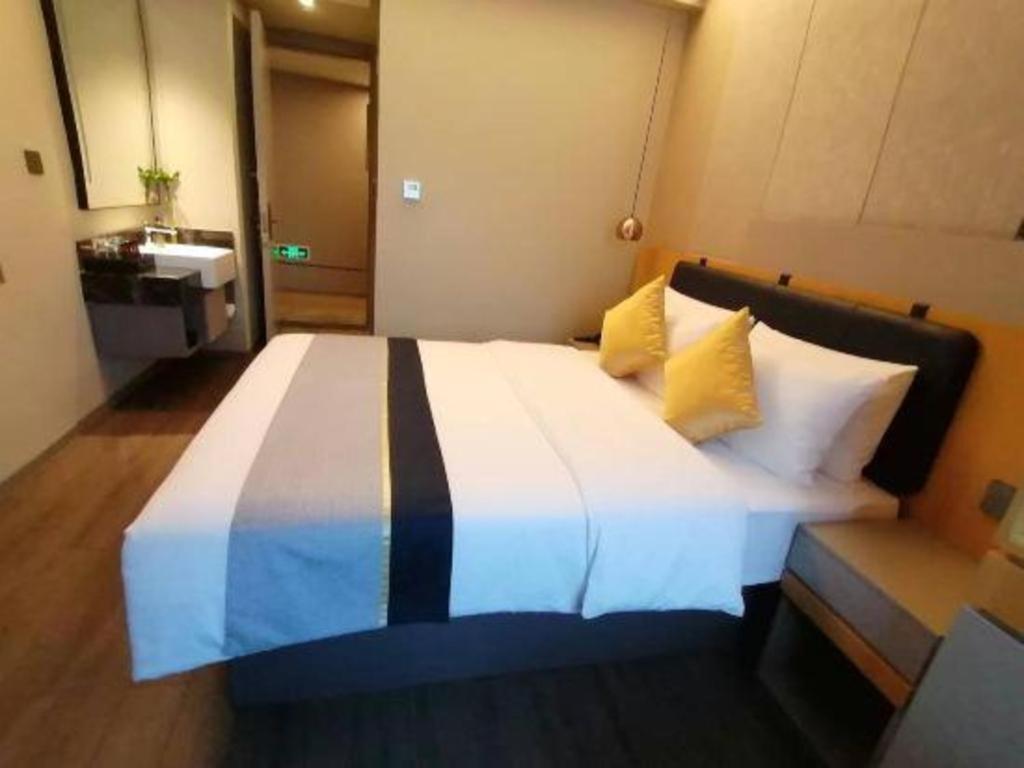 Home Inn Kunming Baita Road Extérieur photo