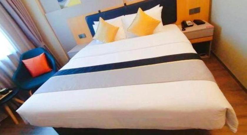 Home Inn Kunming Baita Road Extérieur photo
